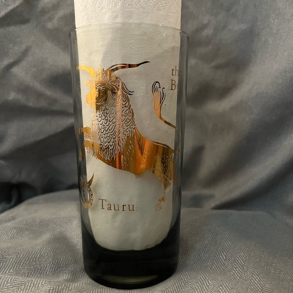 Taurus “The Bull” Zodiac Smoky Federal Glass Highball Tumbler | 5.5”